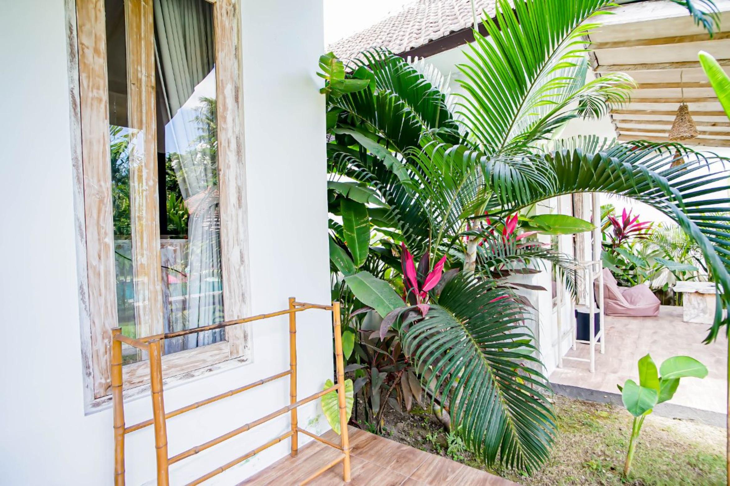 Agung Wiwin Homestay & Restaurant Mengwi Екстериор снимка