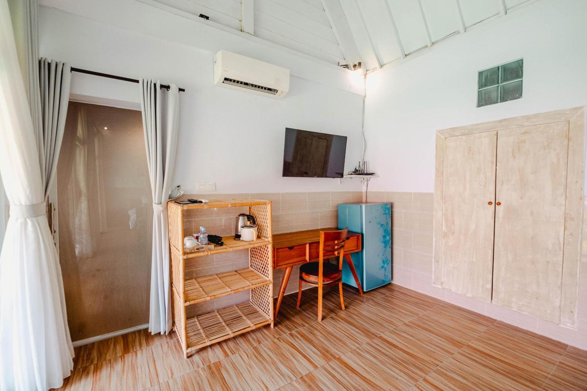 Agung Wiwin Homestay & Restaurant Mengwi Екстериор снимка