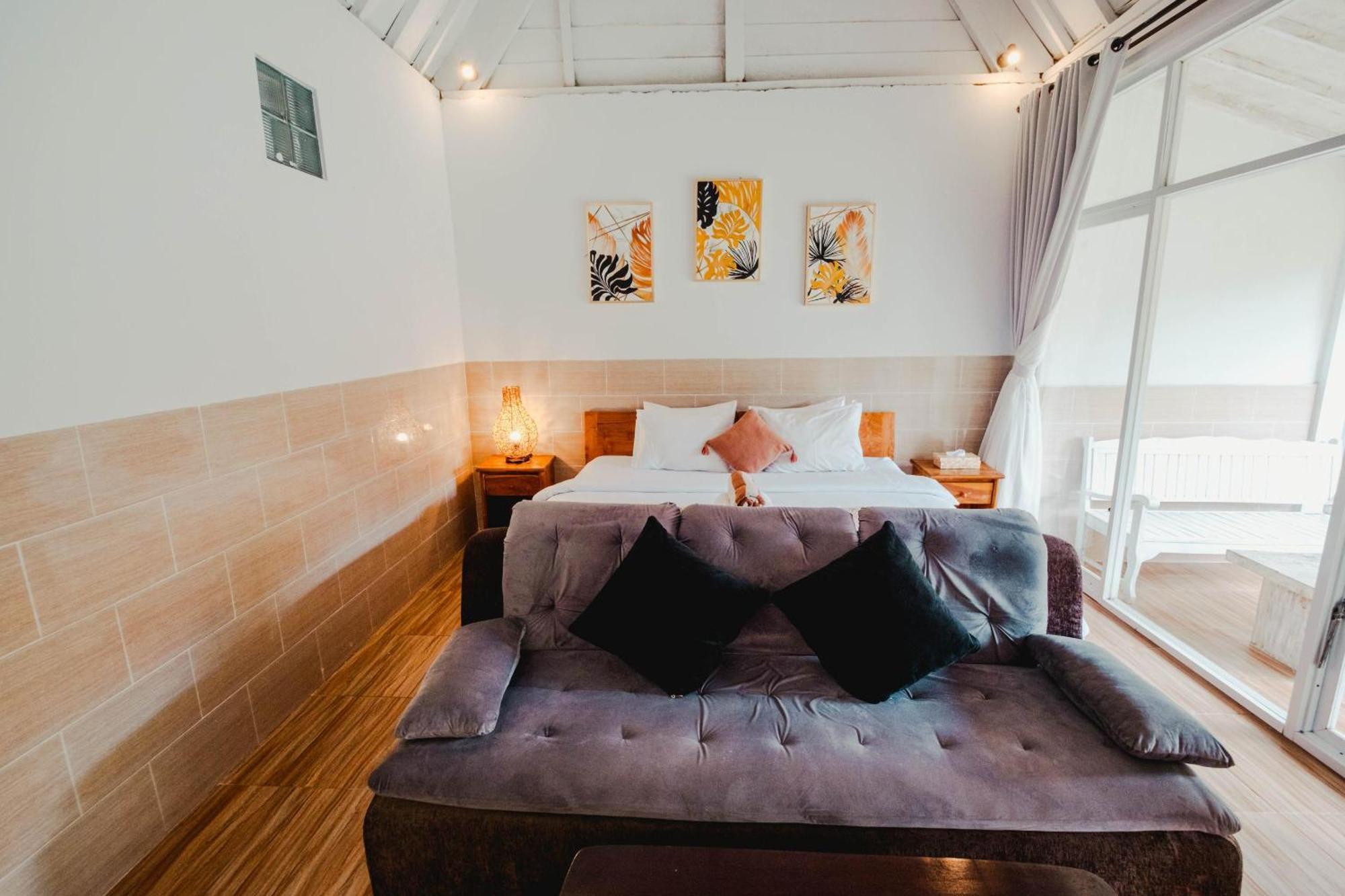 Agung Wiwin Homestay & Restaurant Mengwi Екстериор снимка